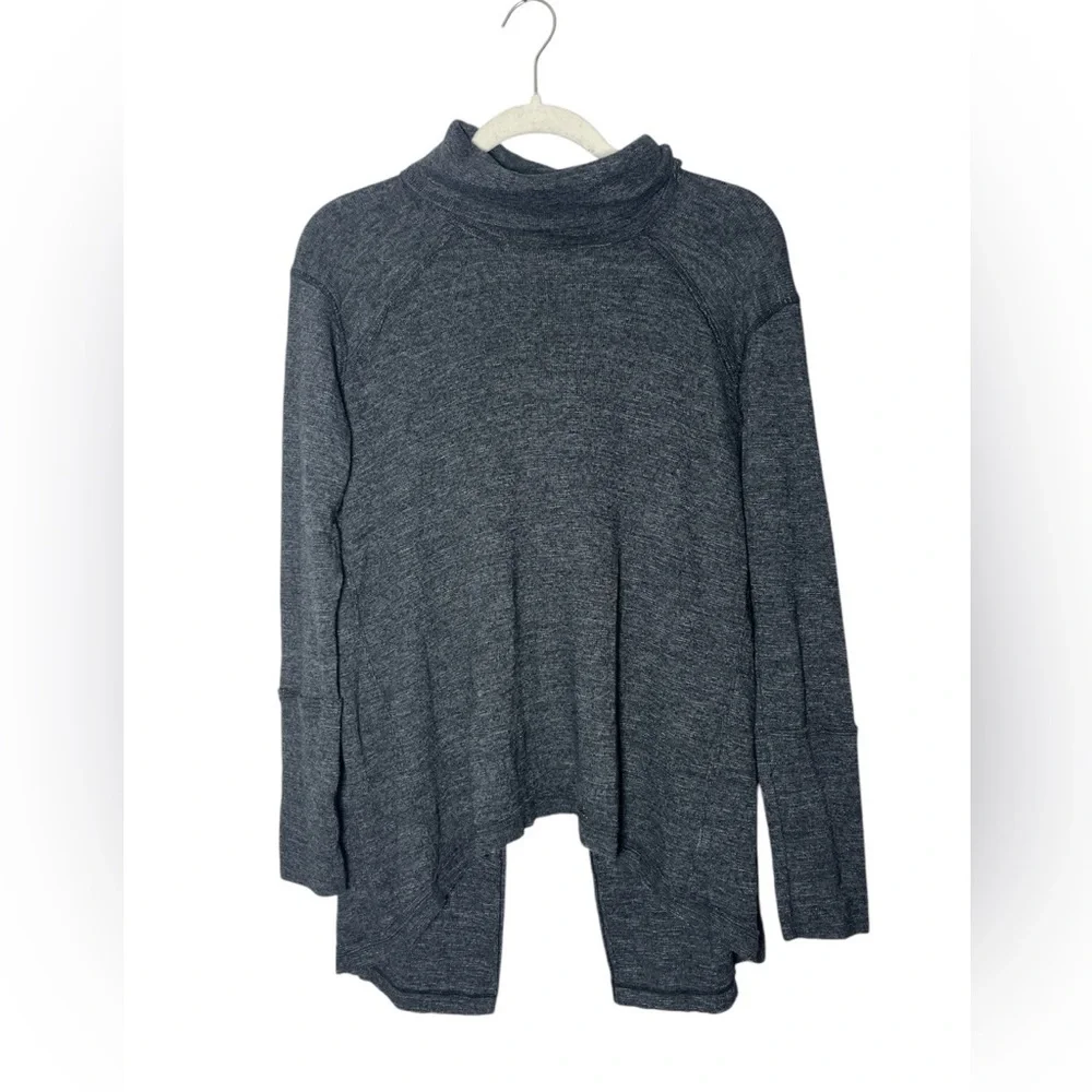 Free People - We The Free Gray Sweater Open Back Turtle Neck Sz M